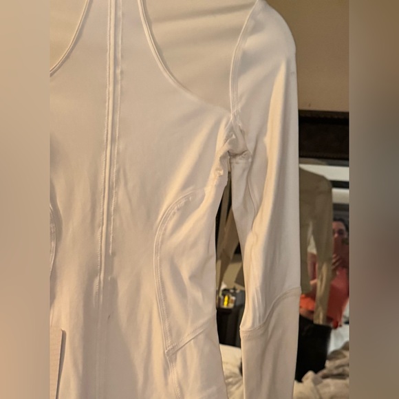 Lululemon Forme Jacket*BR Size 2 White - Picture 12 of 13